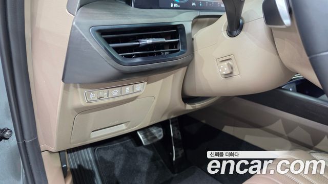 Kia K8 Hybrid Signature Special 2023 — фото 19
