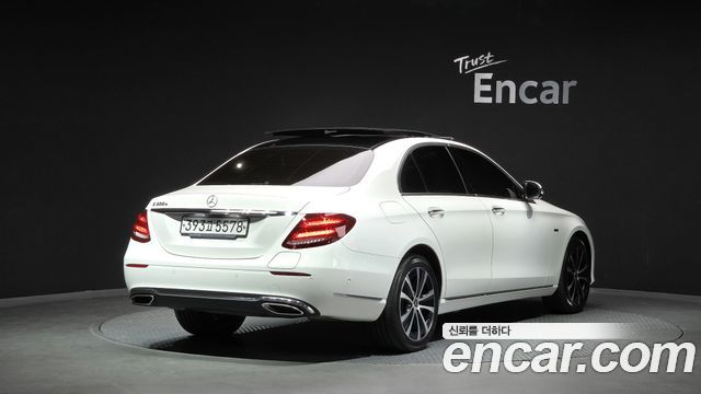Mercedes-Benz E-Class (W213) E300e Exclusive 2019 — фото 2