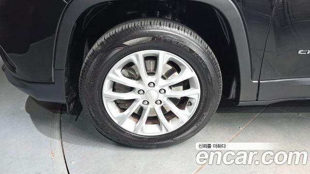 Jeep Cherokee (KL) 2.4 Longitude AWD 2019 — фото 5