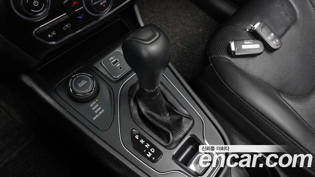 Jeep Cherokee (KL) 2.4 Longitude AWD 2019 — фото 9