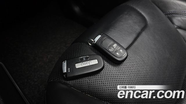 Jeep Cherokee (KL) 2.4 Longitude AWD 2019 — фото 30