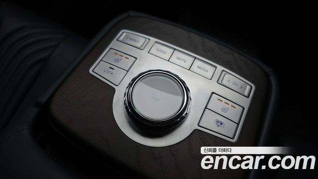 Genesis G80 (RG3) Gasoline 3.5 Turbo AWD 2024 — фото 27