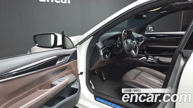 BMW 6 Series GT (G32) 630i xDrive M Sport 2021 — фото 10