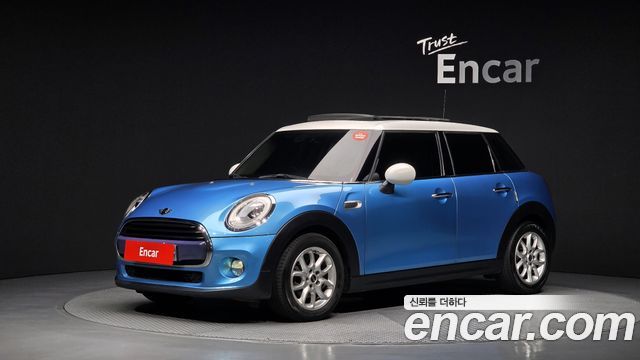MINI Cooper 5Door HIGH 3rd 2018 — фото 1