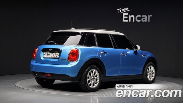 MINI Cooper 5Door HIGH 3rd 2018 — фото 2