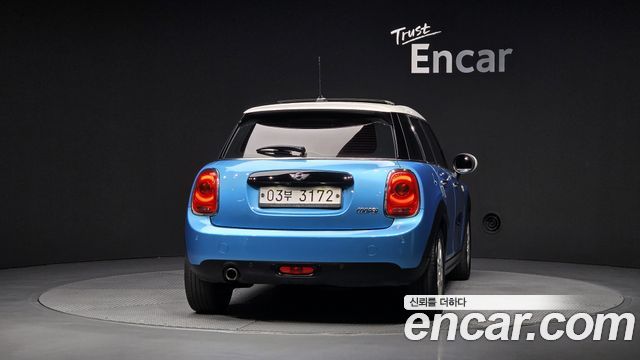 MINI Cooper 5Door HIGH 3rd 2018 — фото 4