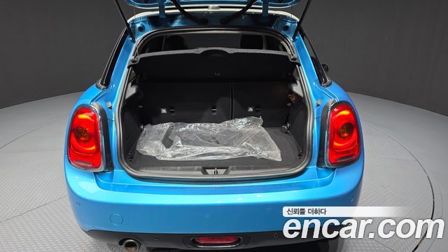 MINI Cooper 5Door HIGH 3rd 2018 — фото 20