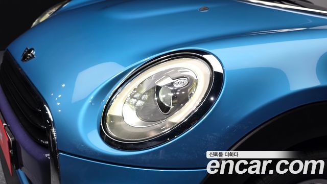 MINI Cooper 5Door HIGH 3rd 2018 — фото 22