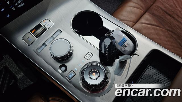 Genesis GV70 2.5T Gasoline AWD 2025 — фото 9
