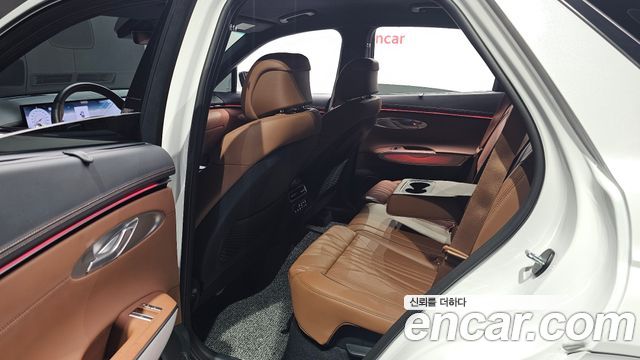 Genesis GV70 2.5T Gasoline AWD 2025 — фото 11