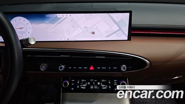 Genesis GV70 2.5T Gasoline AWD 2025 — фото 13