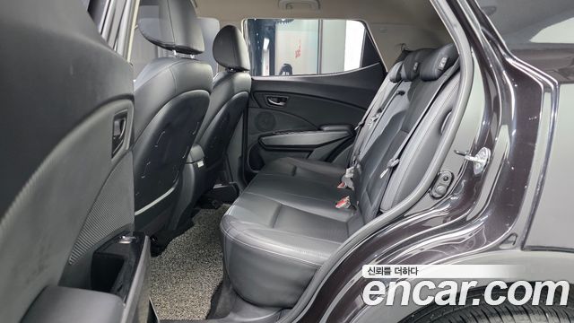 KG Mobility (SsangYong) Very New Tivoli Gasoline 1.5 2WD V3 2021 — фото 12