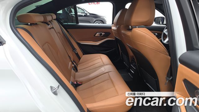 BMW 3 Series (G20) 320i M Sport 2023 — фото 15