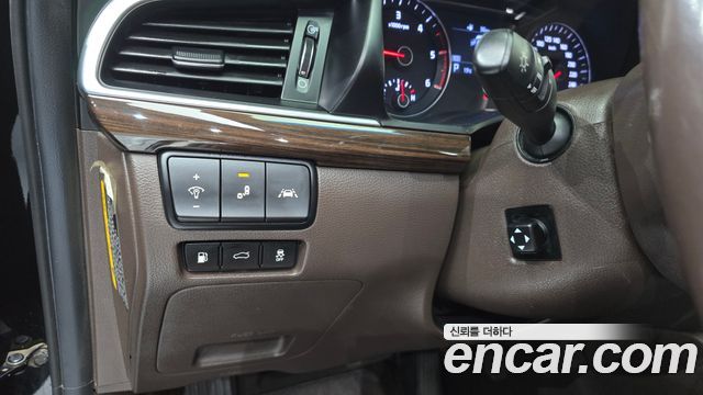 Kia K7 2.2 Diesel Noblesse 2019 — фото 16
