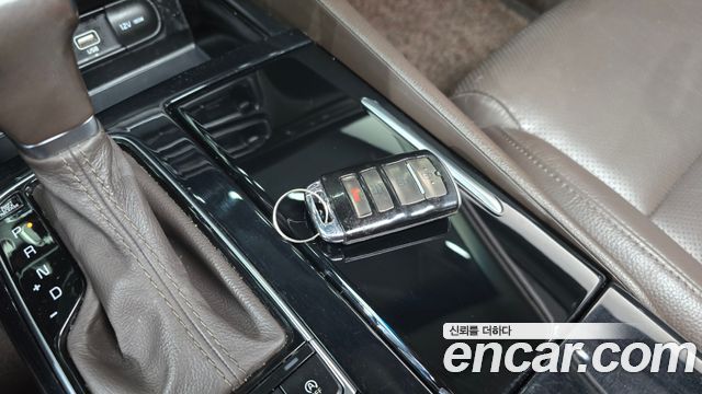 Kia K7 2.2 Diesel Noblesse 2019 — фото 34
