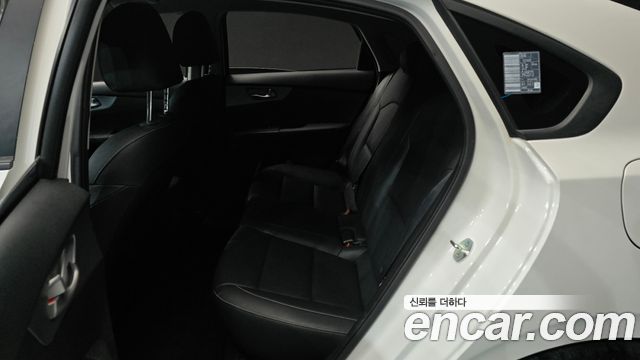Kia K3 (II) 1.6 Prestige 2022 — фото 11