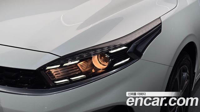 Kia K3 (II) 1.6 Prestige 2022 — фото 22