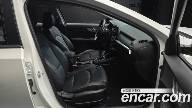 Kia K3 (II) 1.6 Prestige 2022 — фото 26
