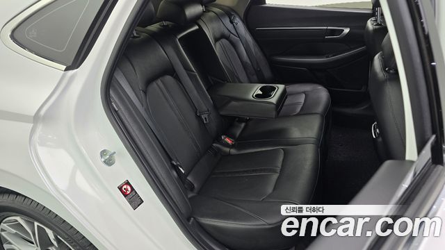 Hyundai Sonata (DN8) 1.6 Turbo Premium Plus 2022 — фото 11