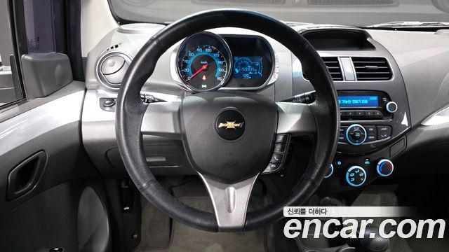 Chevrolet Spark LPG LT Standard 2014 — фото 12