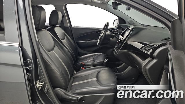 Chevrolet Spark Premier 2020 — фото 15
