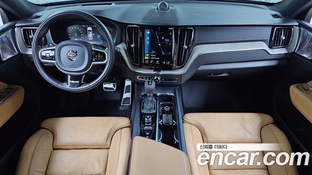 Volvo XC60 (II) D4 Inscription 2018 — фото 7
