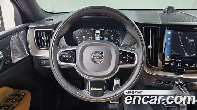 Volvo XC60 (II) D4 Inscription 2018 — фото 14