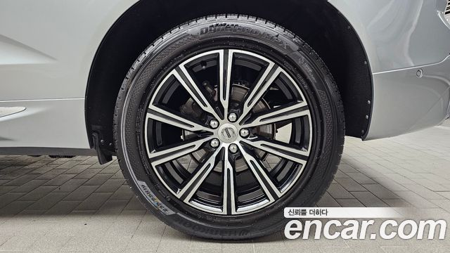Volvo XC60 (II) D4 Inscription 2018 — фото 21