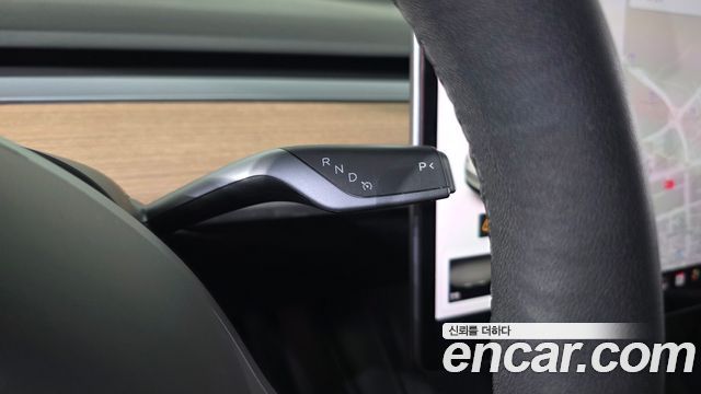 Tesla Model Y Standard Range RWD 2021 — фото 9