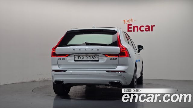 Volvo XC60 (II) D5 Inscription 2018 — фото 4