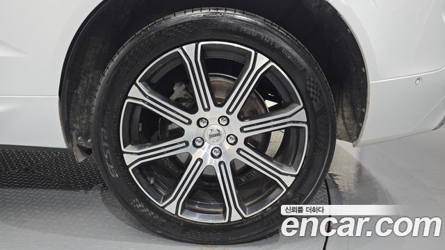 Volvo XC60 (II) D5 Inscription 2018 — фото 5