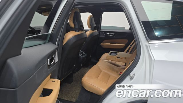 Volvo XC60 (II) D5 Inscription 2018 — фото 11