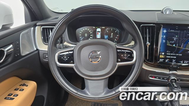 Volvo XC60 (II) D5 Inscription 2018 — фото 13