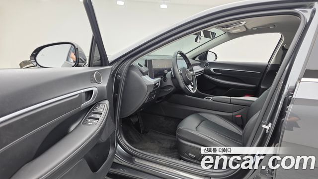 Hyundai Sonata The Edge (DN8) 1.6 Turbo Exclusive 2024 — фото 10