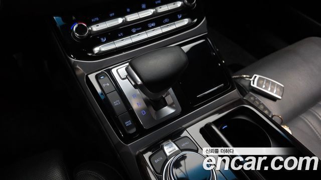 Genesis EQ900 3.8 GDI AWD Luxury 2018 — фото 9