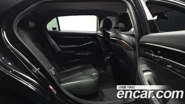 Genesis EQ900 3.8 GDI AWD Luxury 2018 — фото 12