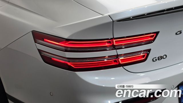 Genesis G80 (RG3) Gasoline 2.5 Turbo AWD 2025 — фото 23