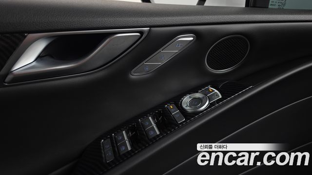 Genesis G80 (RG3) Gasoline 2.5 Turbo AWD 2025 — фото 29