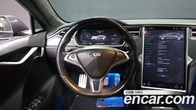 Tesla Model S 90D 2017 — фото 13
