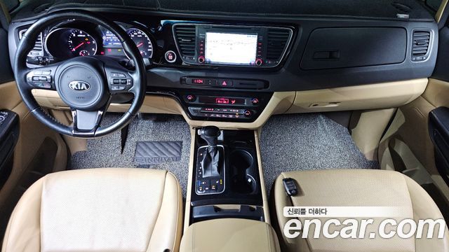 Kia Carnival 9-seater Prestige 2015 — фото 7