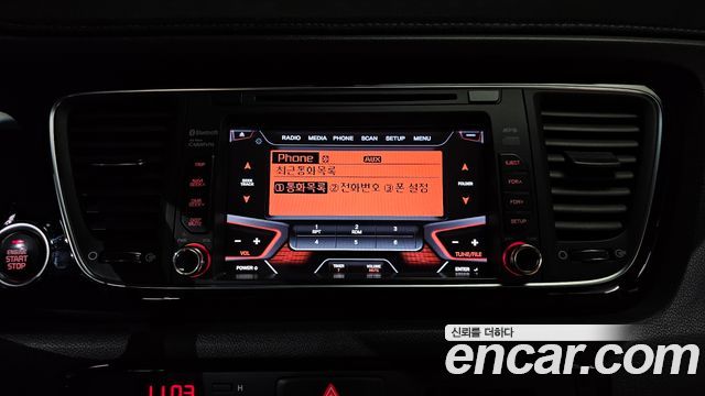 Kia Carnival 9-seater Prestige 2015 — фото 16