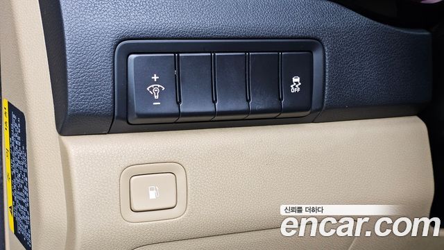 Kia Carnival 9-seater Prestige 2015 — фото 20