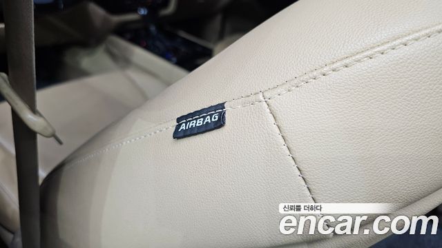 Kia Carnival 9-seater Prestige 2015 — фото 29