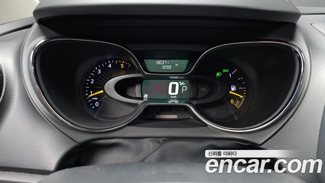 Renault Korea QM3 RE Signature 2016 — фото 8