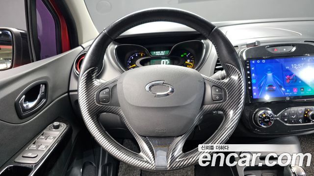 Renault Korea QM3 RE Signature 2016 — фото 13