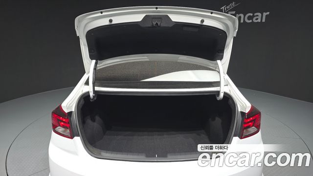 Hyundai Avante (AD) 1.6 Smart 2020 — фото 20