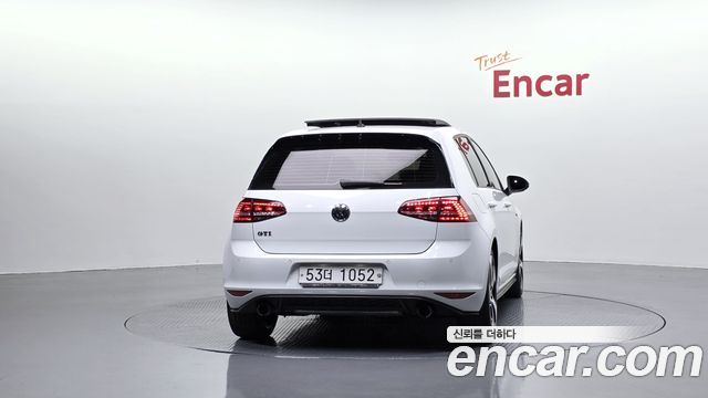 Volkswagen Golf (VII) 2.0 GTI 2015 — фото 4