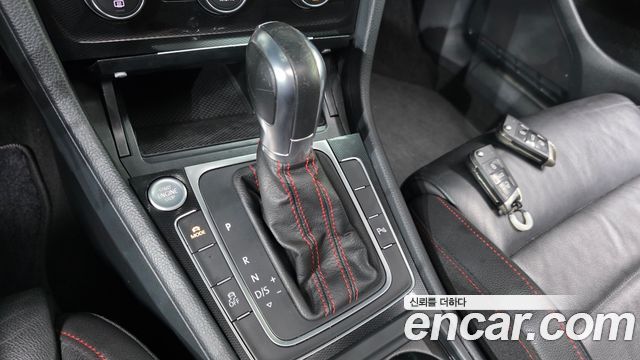 Volkswagen Golf (VII) 2.0 GTI 2015 — фото 9