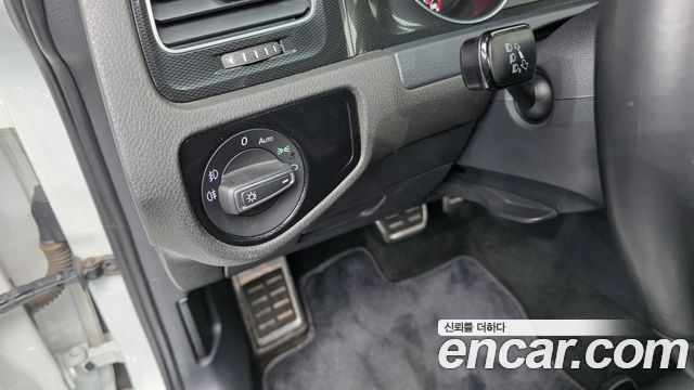 Volkswagen Golf (VII) 2.0 GTI 2015 — фото 17