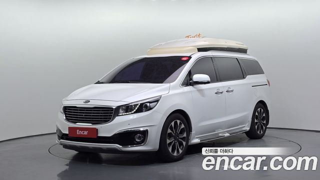 Kia Carnival 9-Seater Noblesse Special